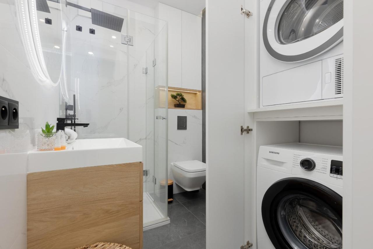 Loft With Parking In By Renters Leilighet