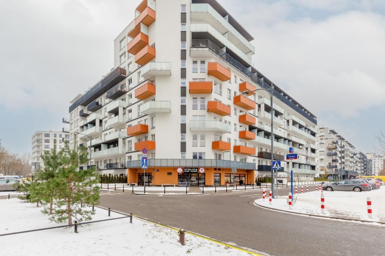 Loft With Parking In By Renters Leilighet Warszawa